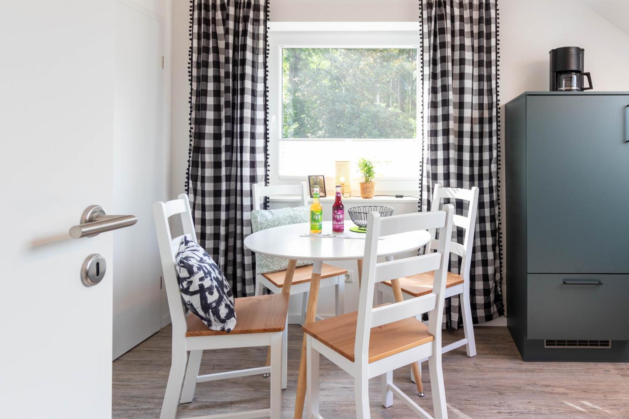 Wanderers Inn Heidschnuckenweg Undeloh Esterno foto